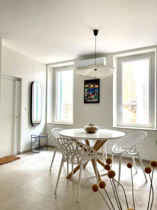 Appartement Moderne + Parking A 50M De La Mer La Ciotat Esterno foto